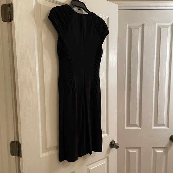 KAY UNGER Ruched Cap Sleeve Black Dress - Picture 13 of 13